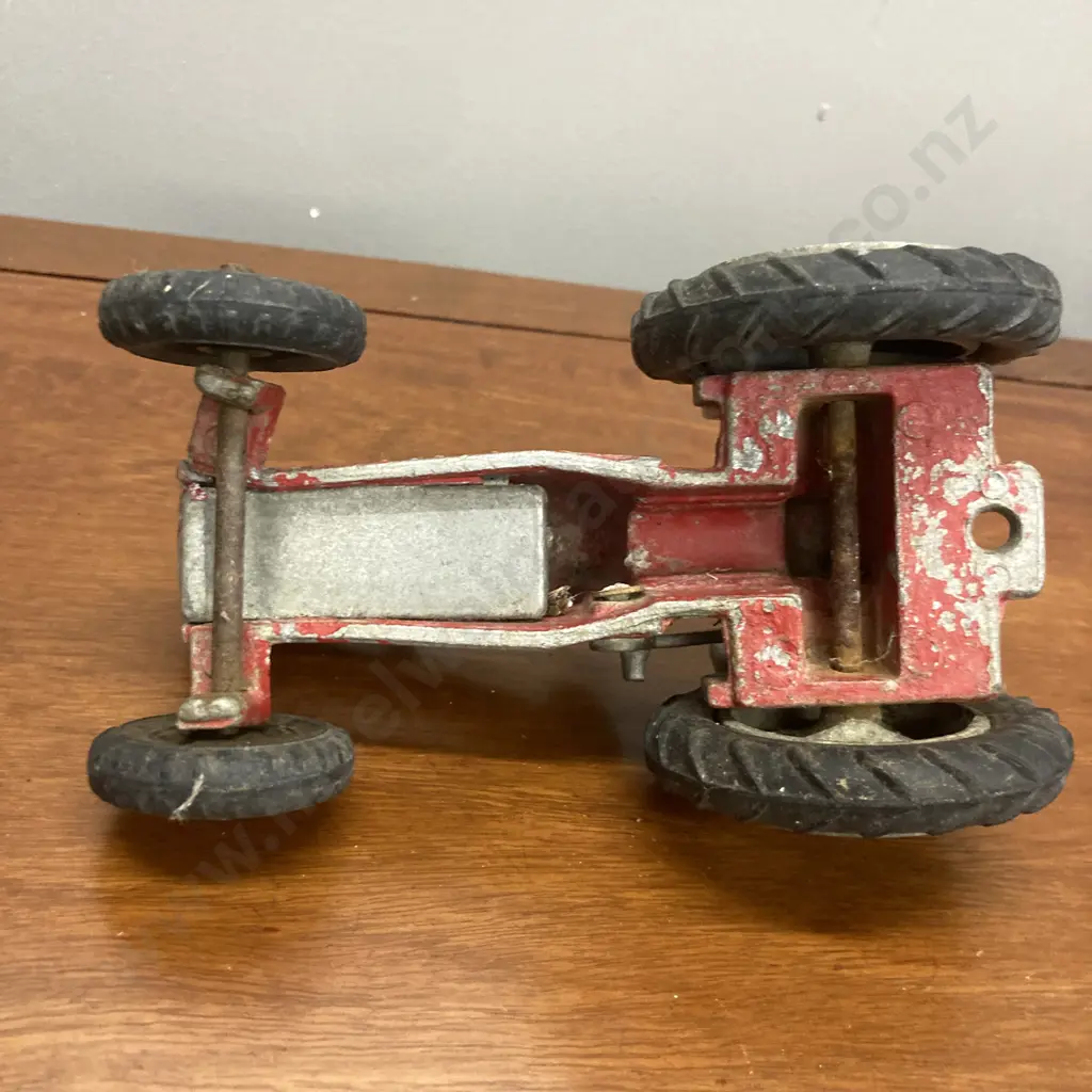 Vintage Mackenzie & Bannister Model 802 Tractor, NZ Made 1960's Cast Aluminium Image 1++